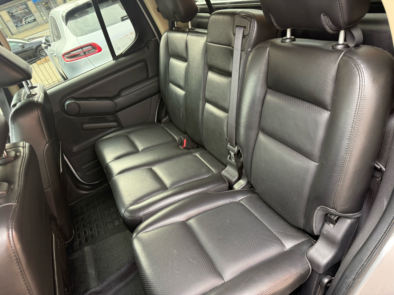 Ford Explorer Sport Trac AWD 4dr Limited 2010