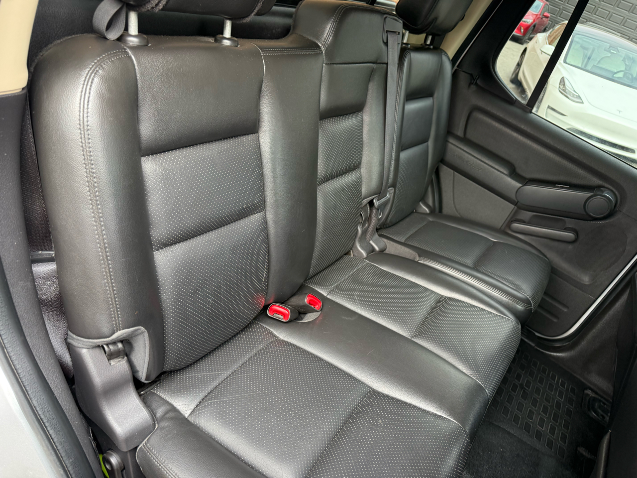 Ford Explorer Sport Trac AWD 4dr Limited 2010