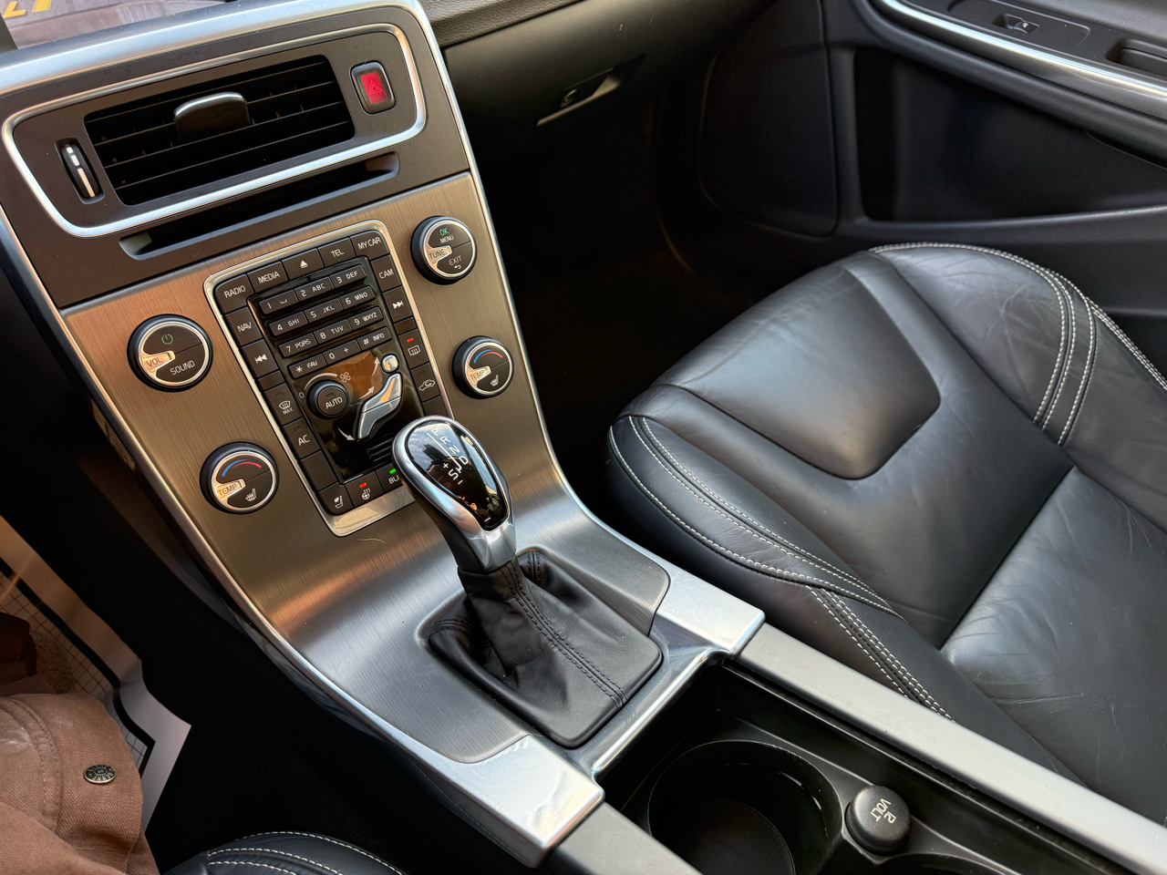 Volvo S60 4dr Sdn T6 AWD 2014