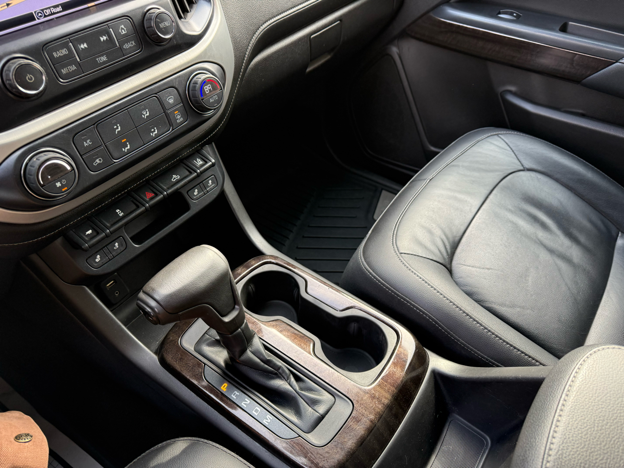 GMC Canyon 4WD Crew Cab 128.3" SLT 2016