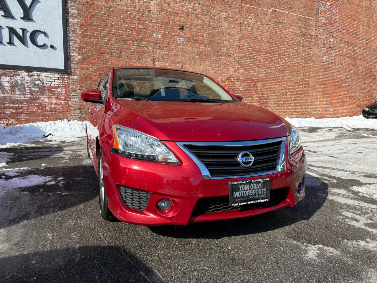 Nissan Sentra 4dr Sdn I4 CVT SR 2013
