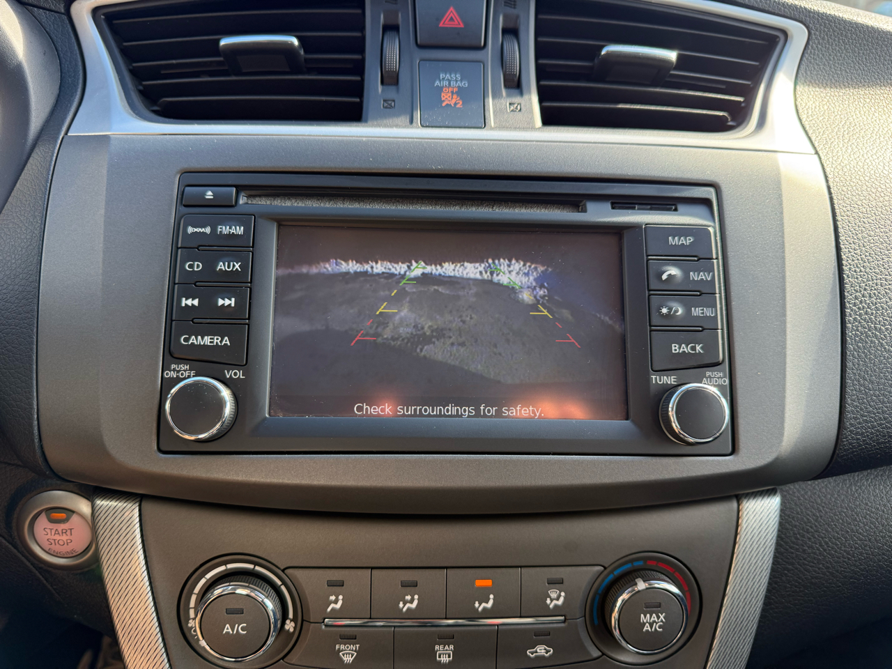 Nissan Sentra 4dr Sdn I4 CVT SR 2013