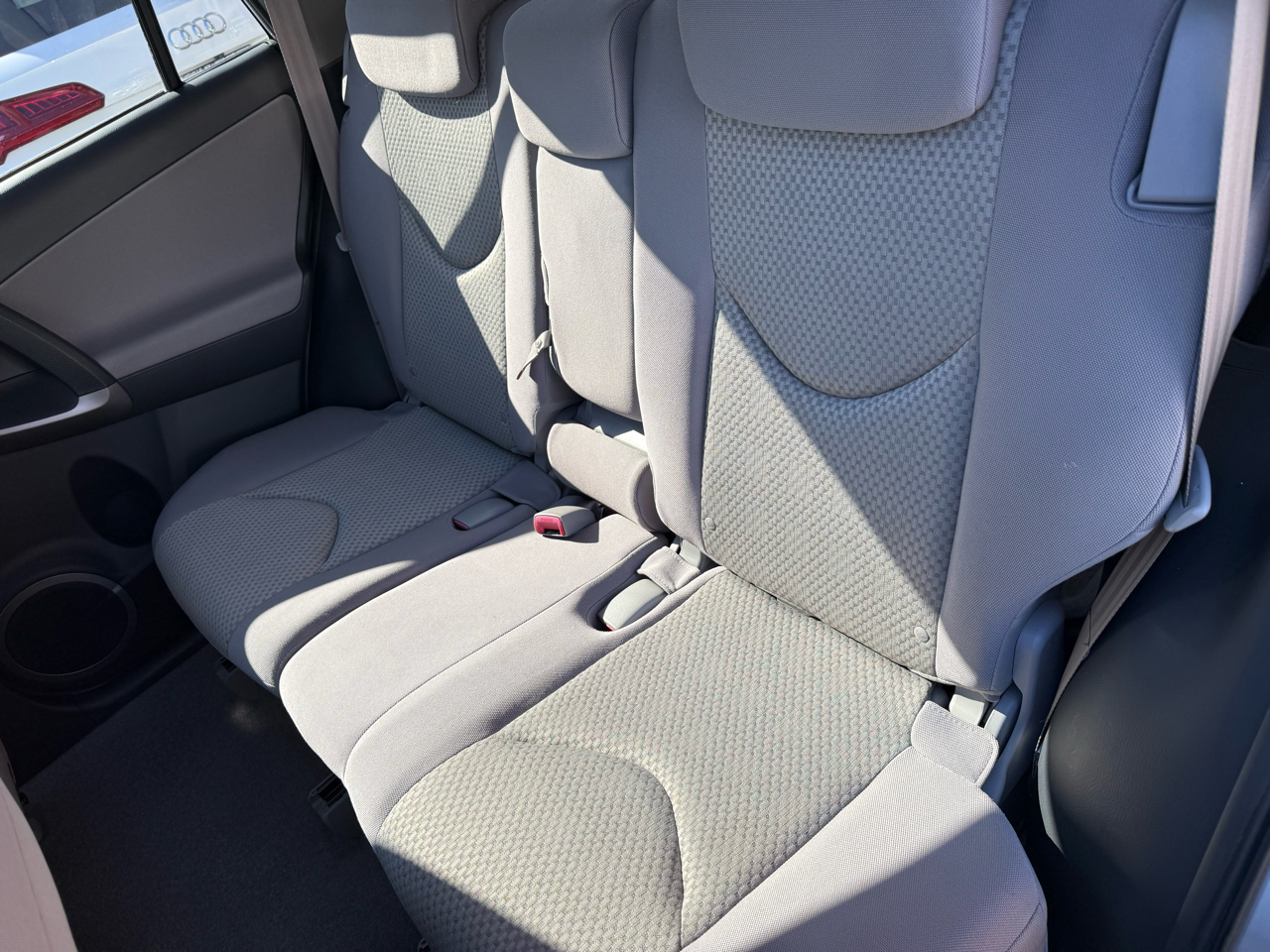 Toyota RAV4 4WD 4dr 4-cyl (Natl) 2007