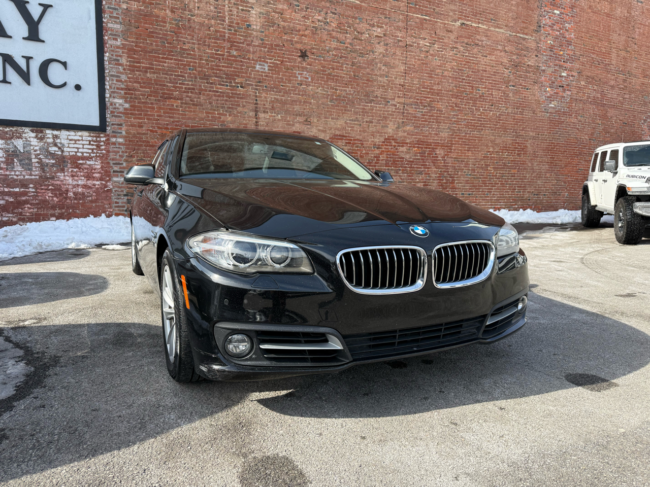 BMW 5 Series 4dr Sdn 528i xDrive AWD 2016