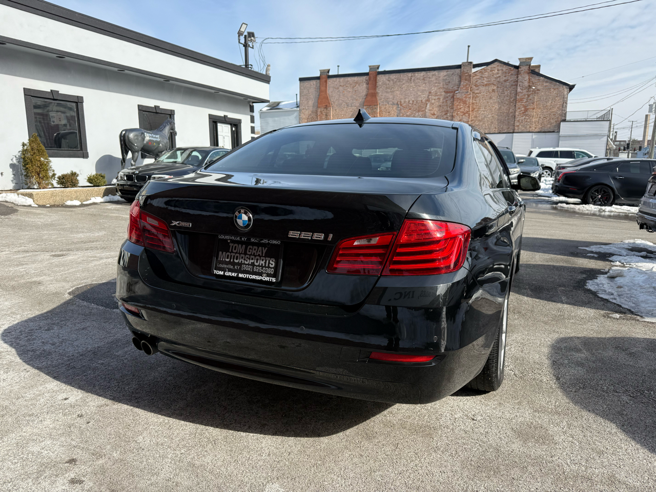 BMW 5 Series 4dr Sdn 528i xDrive AWD 2016