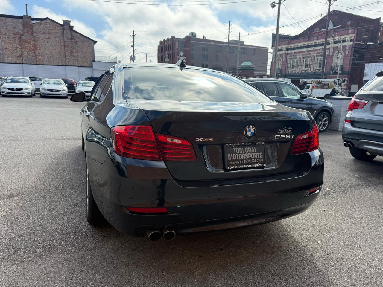 BMW 5 Series 4dr Sdn 528i xDrive AWD 2016