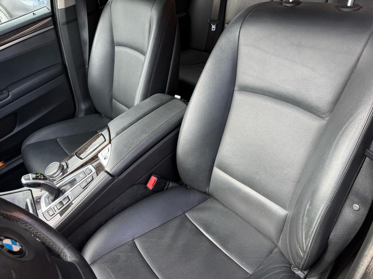 BMW 5 Series 4dr Sdn 528i xDrive AWD 2016