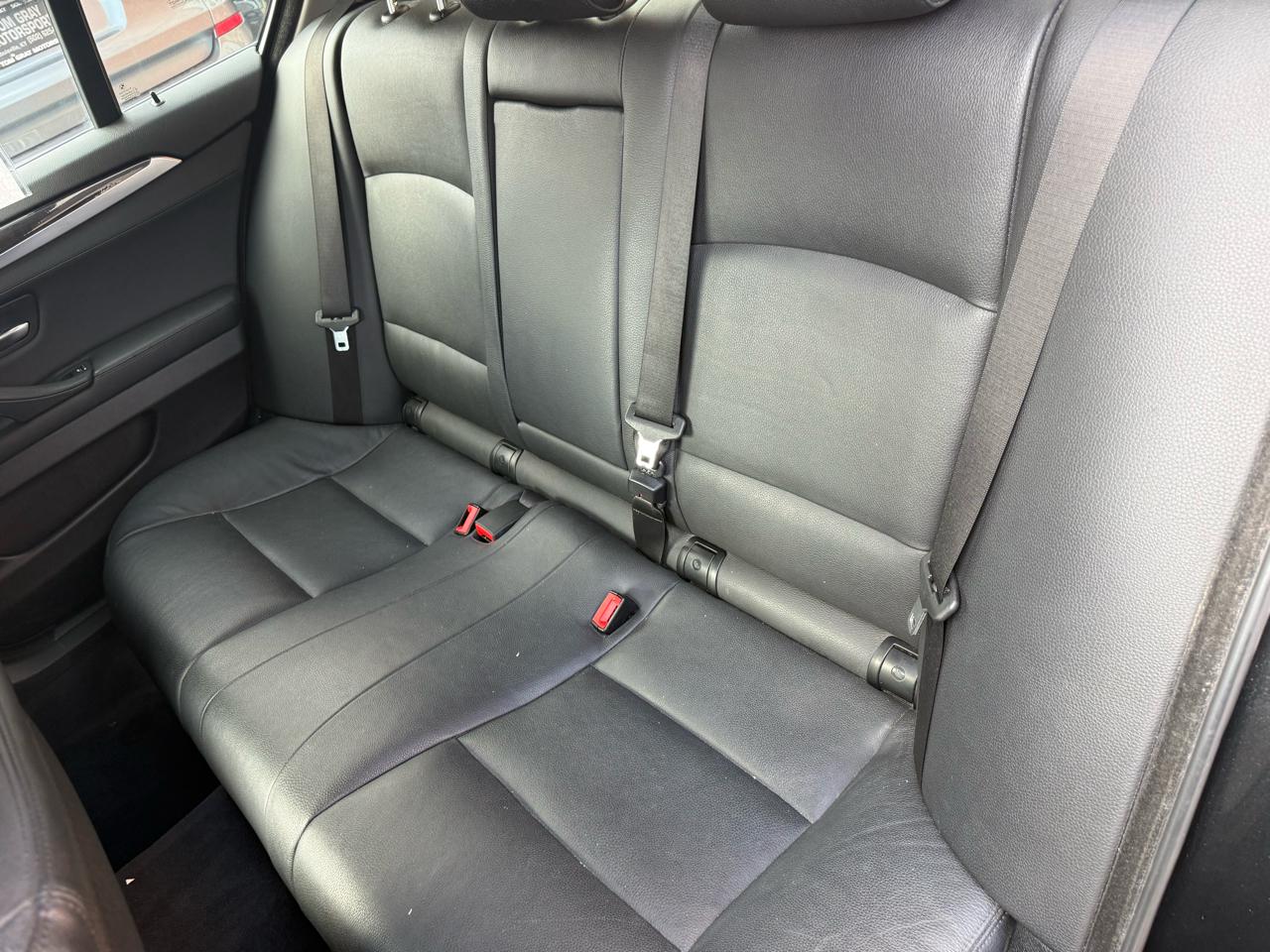 BMW 5 Series 4dr Sdn 528i xDrive AWD 2016