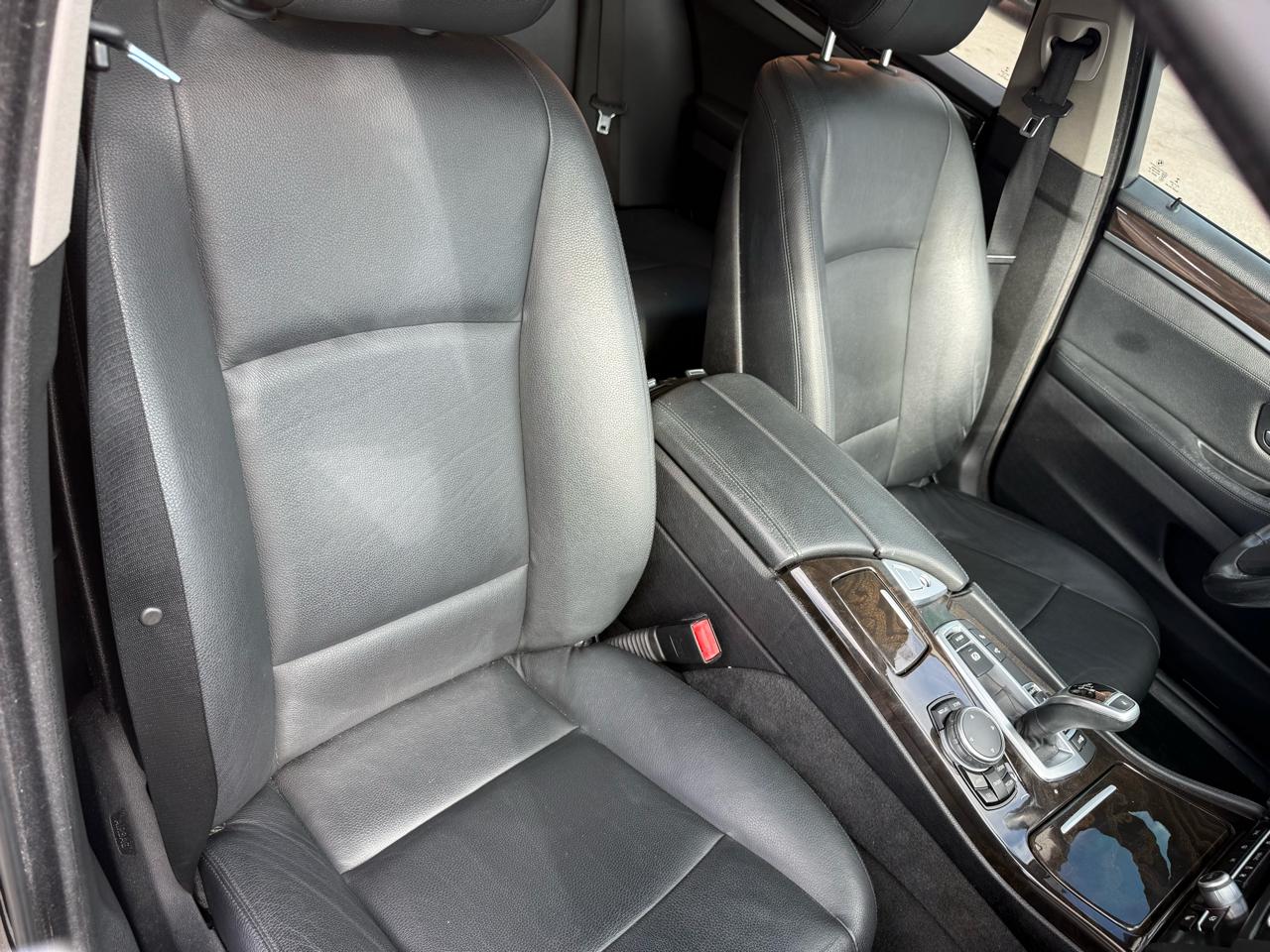 BMW 5 Series 4dr Sdn 528i xDrive AWD 2016