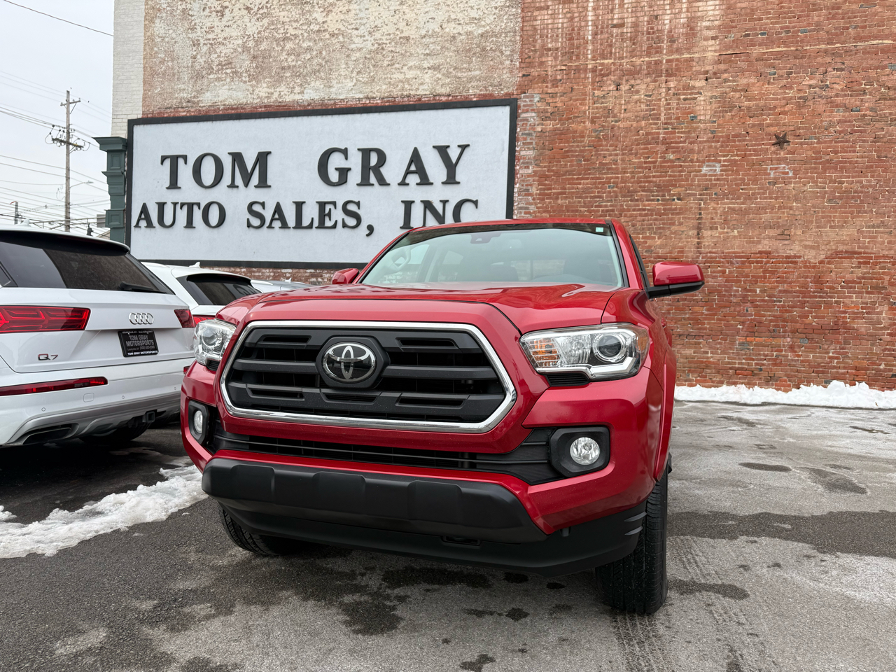 2018 Toyota Tacoma SR5 Double Cab 5' Bed V6 4x4 AT