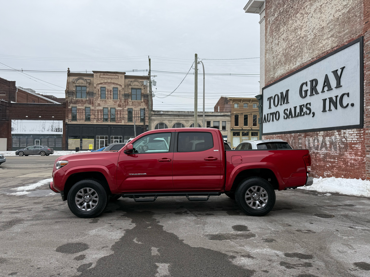Toyota Tacoma  2018