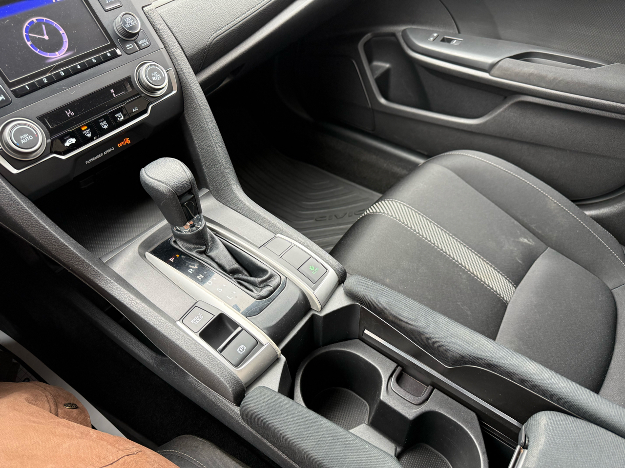 Honda Civic Sedan 4dr CVT LX 2016