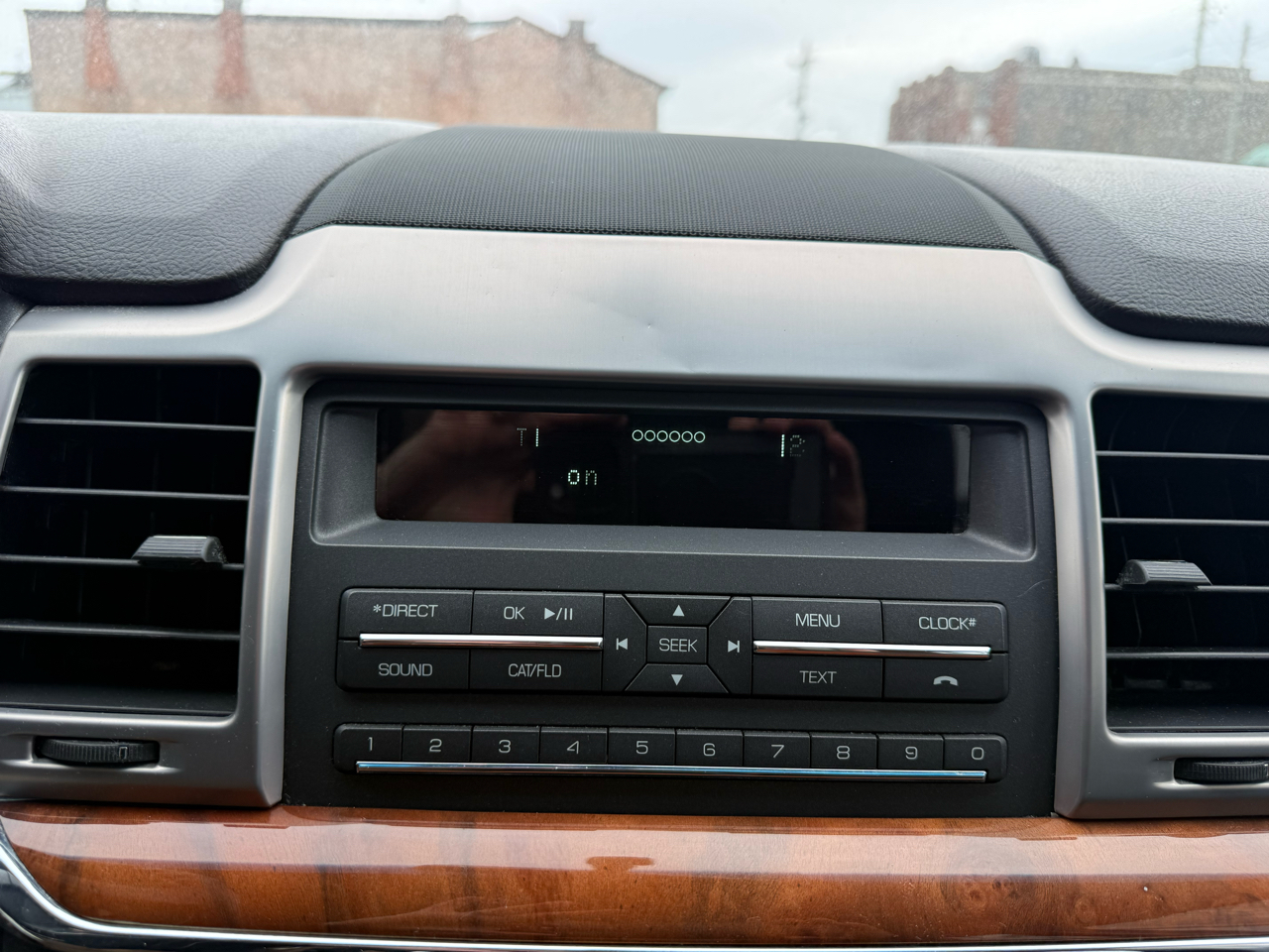 Lincoln MKZ 4dr Sdn FWD 2012