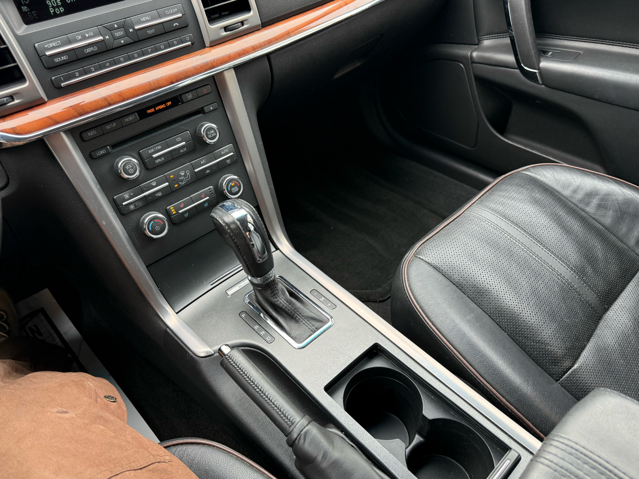 Lincoln MKZ 4dr Sdn FWD 2012