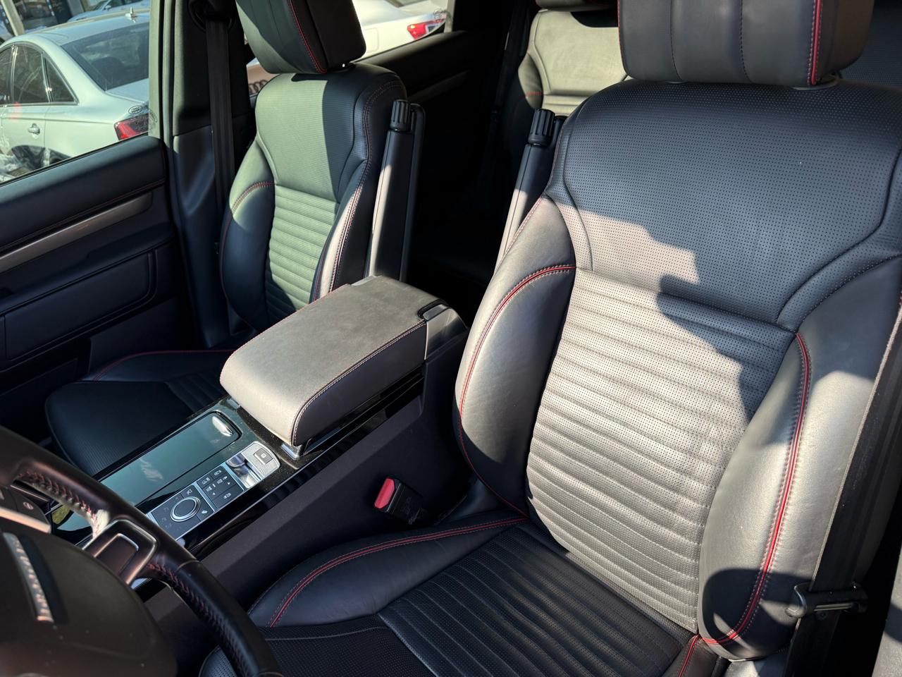 Land Rover Discovery HSE Luxury V6 Supercharged 2018