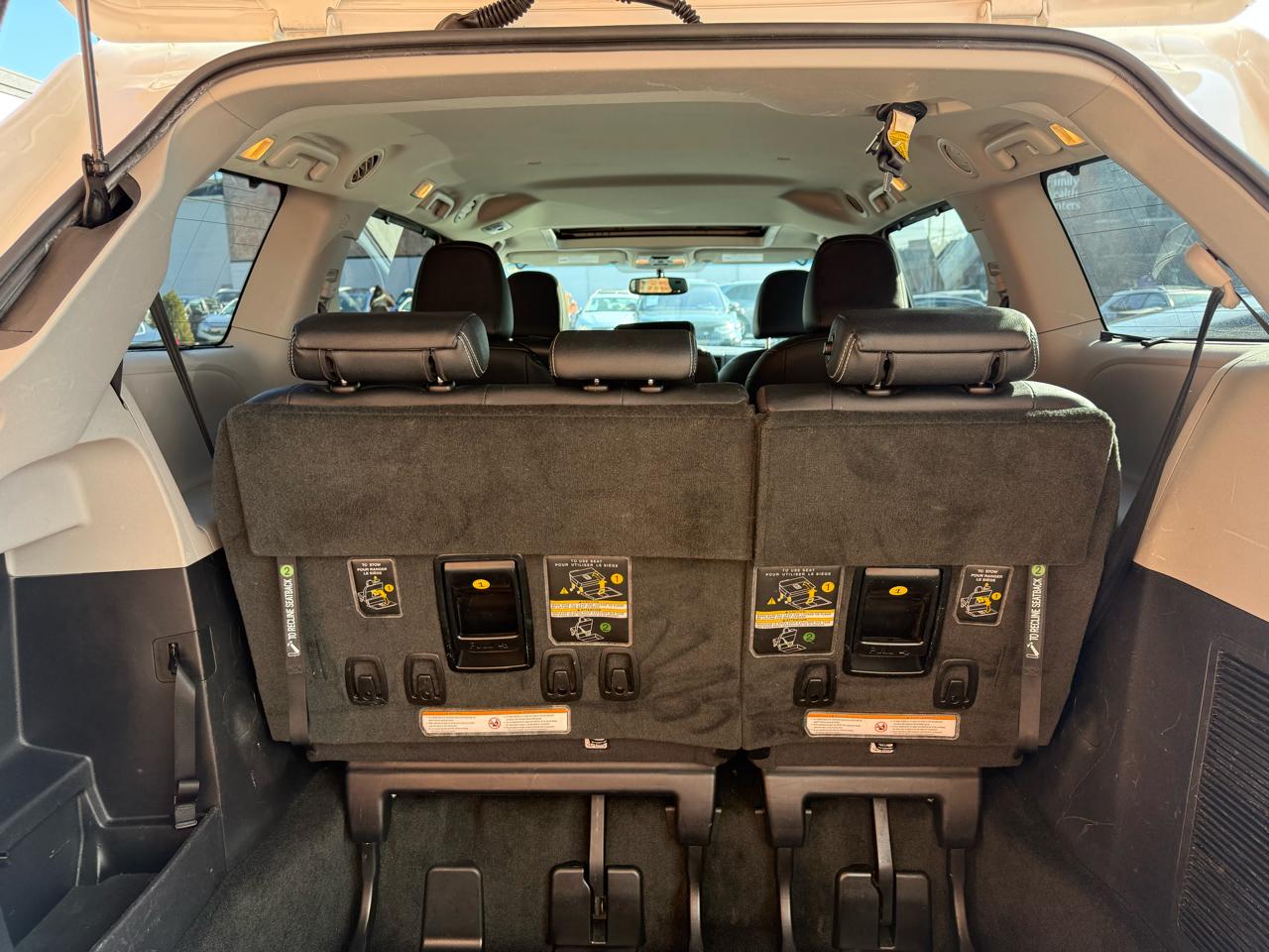 Toyota Sienna SE FWD 8-Passenger (Natl) 2017