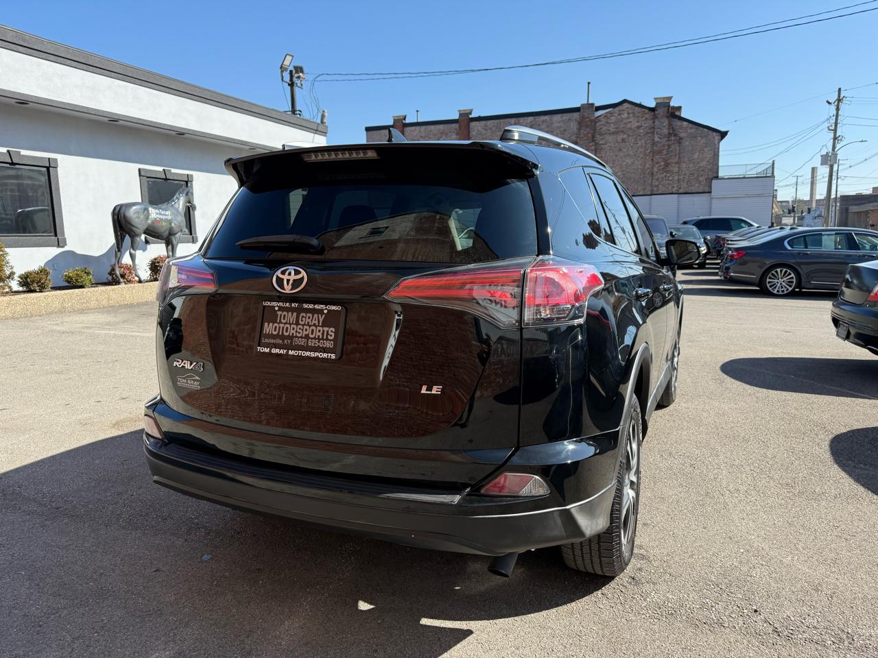 Toyota RAV4 LE 2018