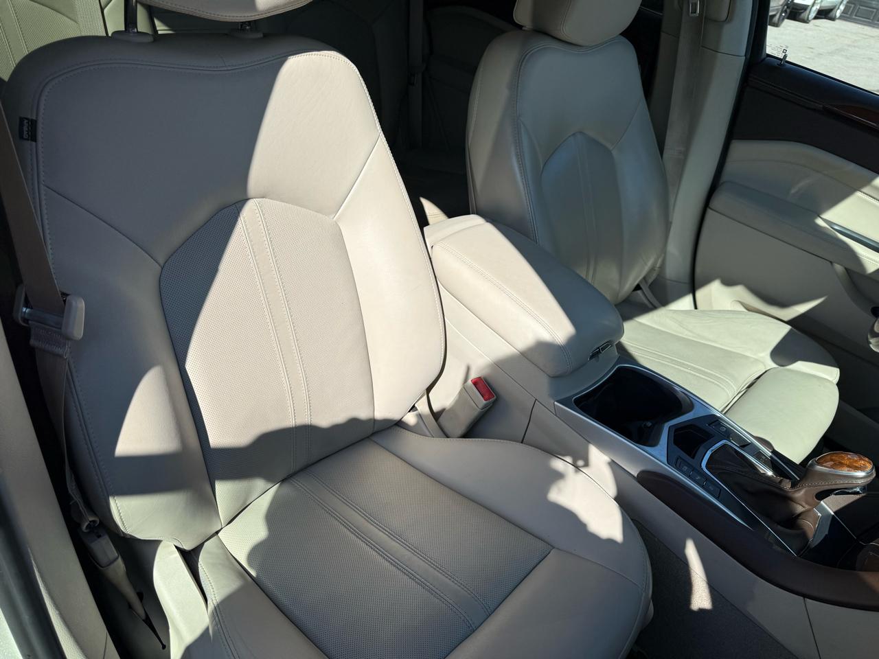 Cadillac SRX AWD 4dr Performance Collection 2015