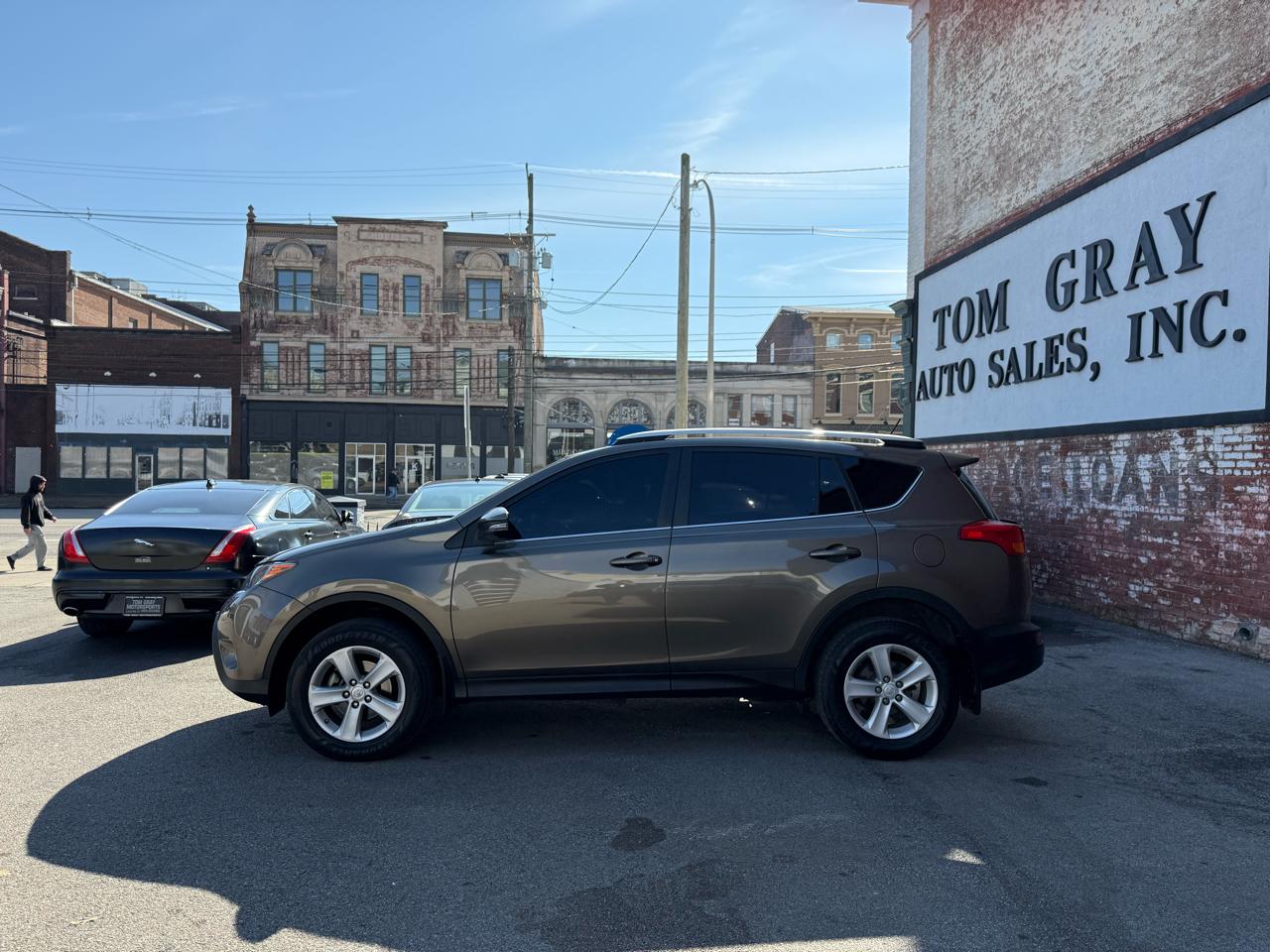 Toyota RAV4  2014