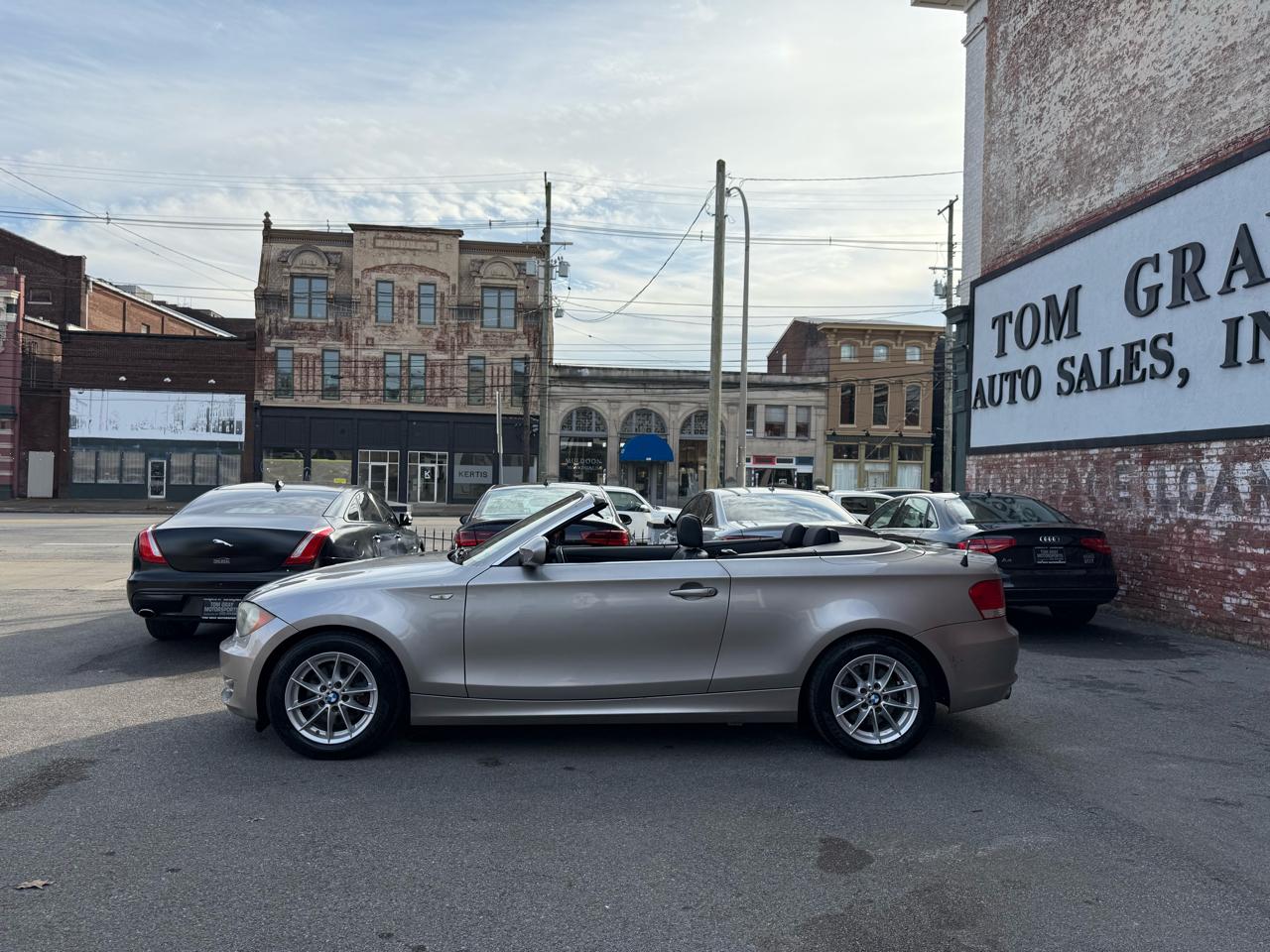 BMW 1 Series 2dr Conv 128i SULEV 2010