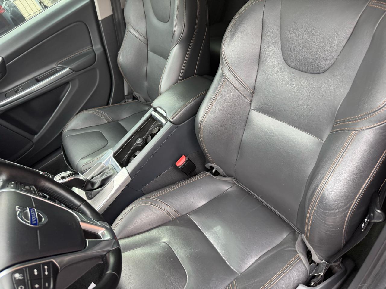 Volvo V60 Cross Country 4dr Wgn T5 Platinum AWD 2016