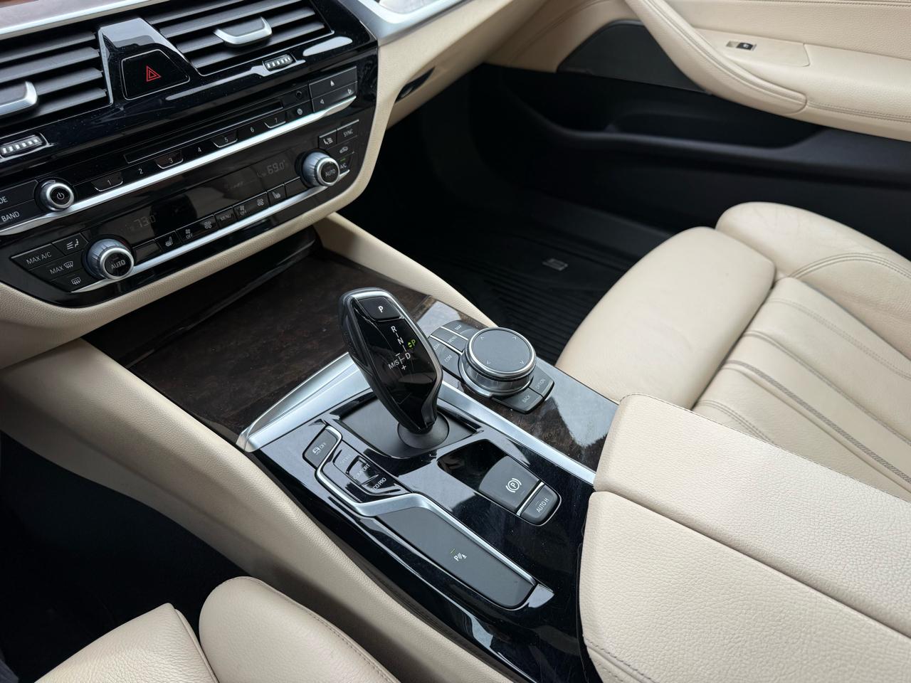 BMW 5 Series 540i xDrive Sedan 2017