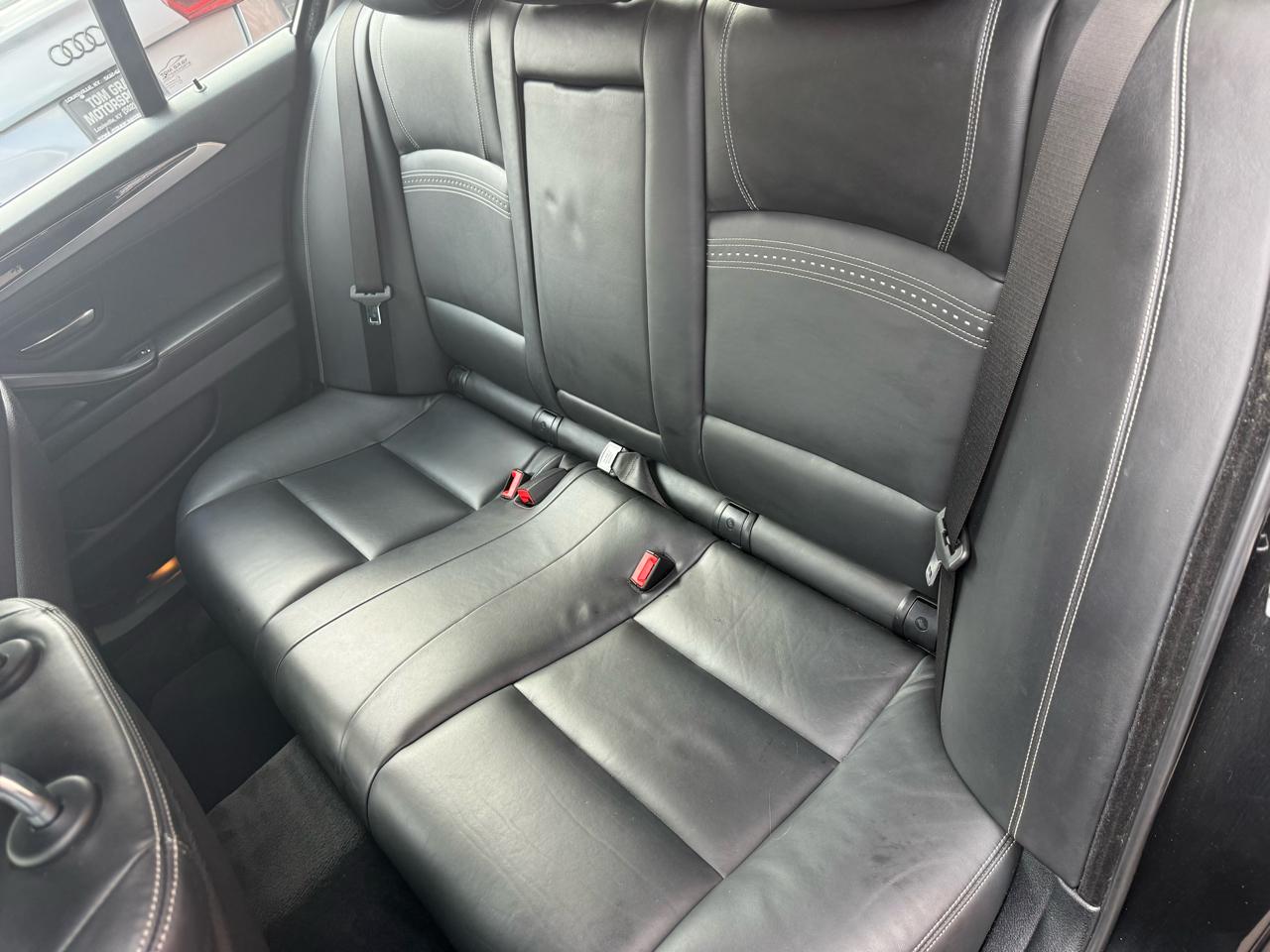 BMW 5 Series 4dr Sdn 528i xDrive AWD 2016