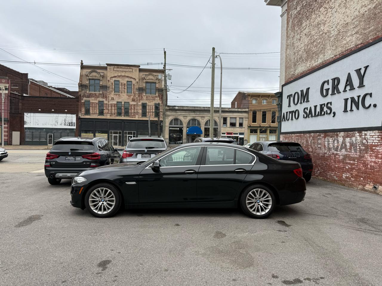 BMW 5 Series 4dr Sdn 528i xDrive AWD 2016