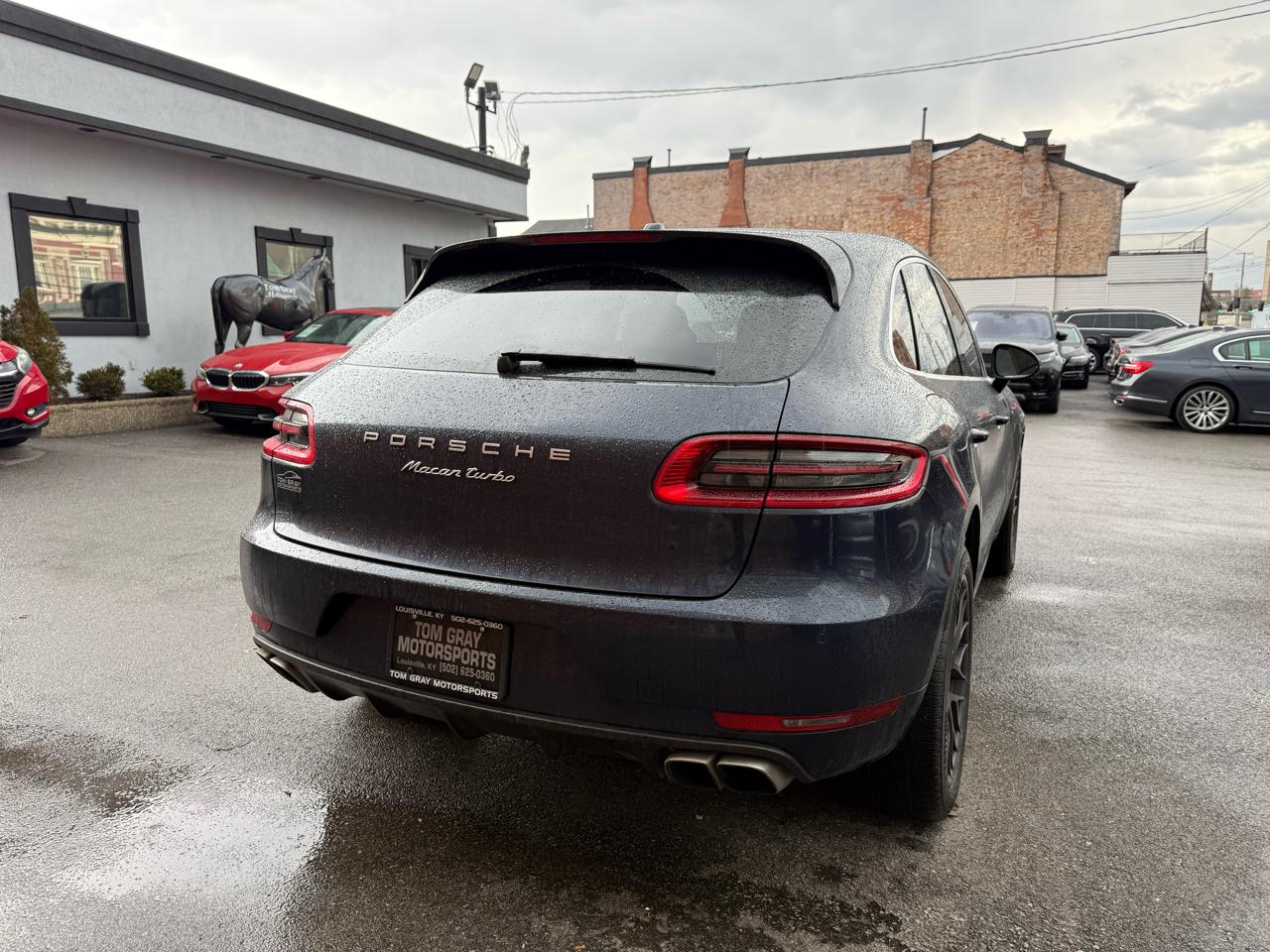 Porsche Macan Turbo AWD 2017
