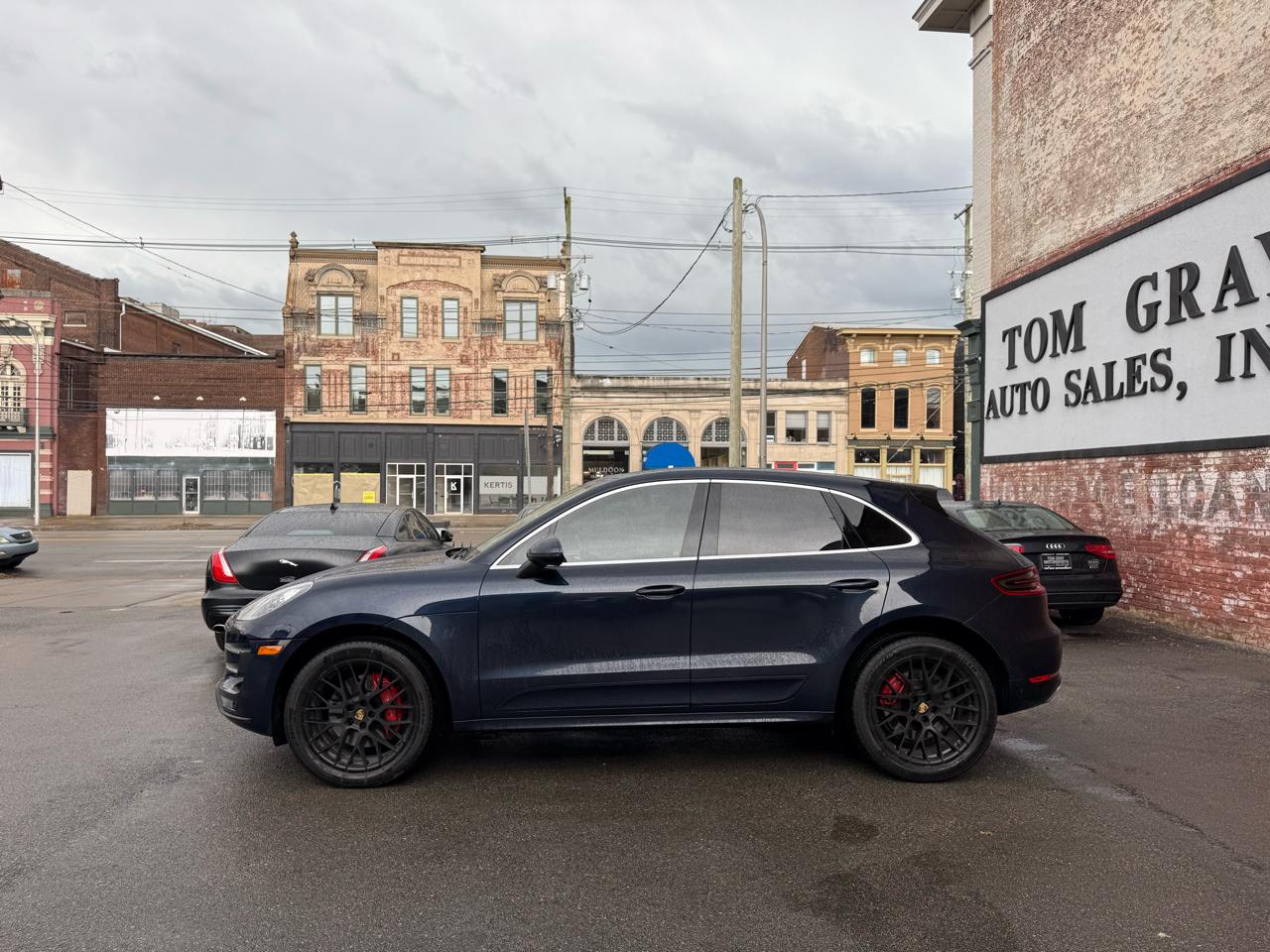 Porsche Macan Turbo AWD 2017