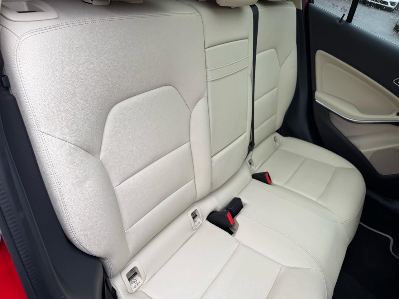 Mercedes-Benz GLA GLA 250 4MATIC SUV 2018