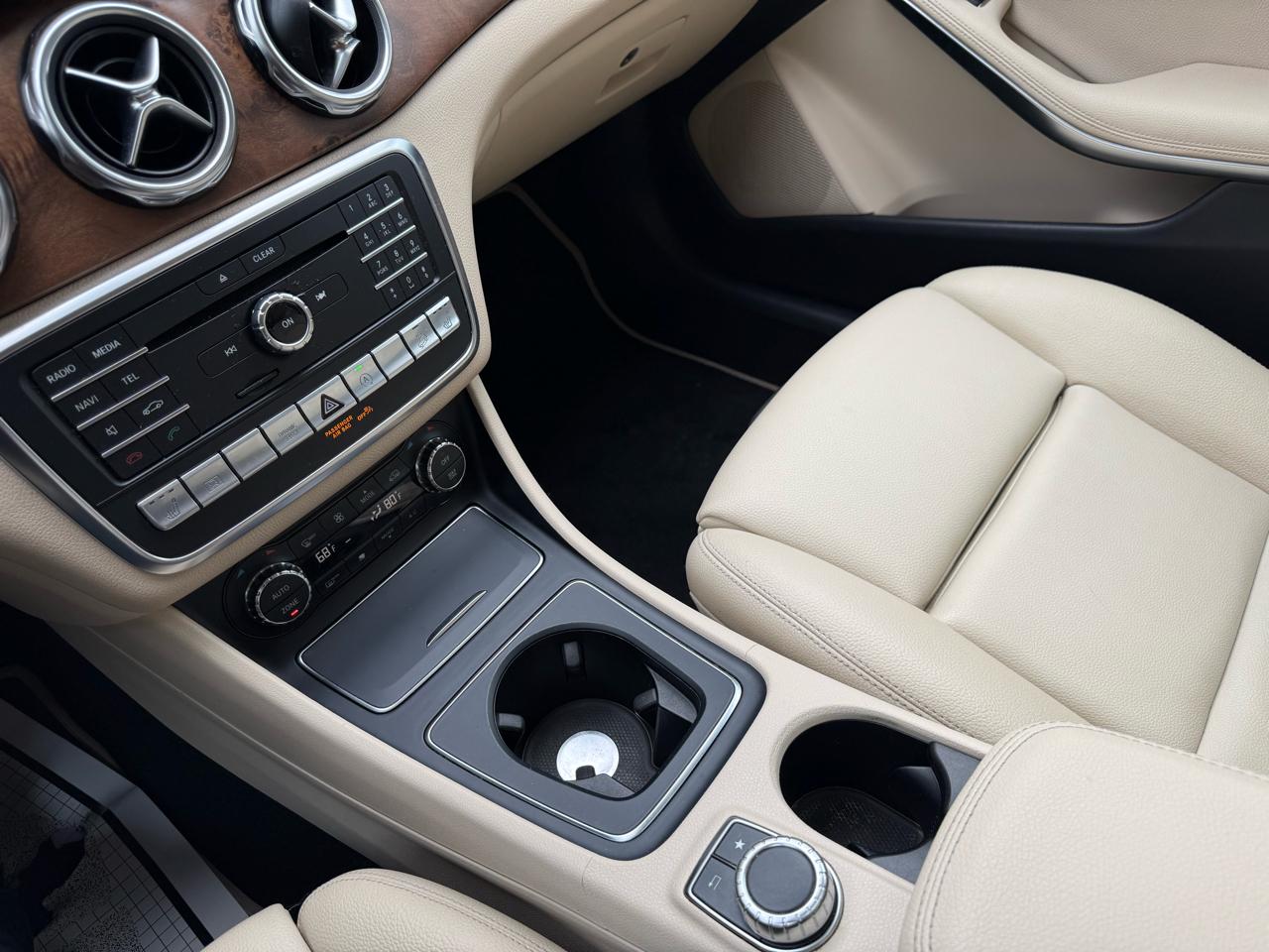 Mercedes-Benz GLA GLA 250 4MATIC SUV 2018