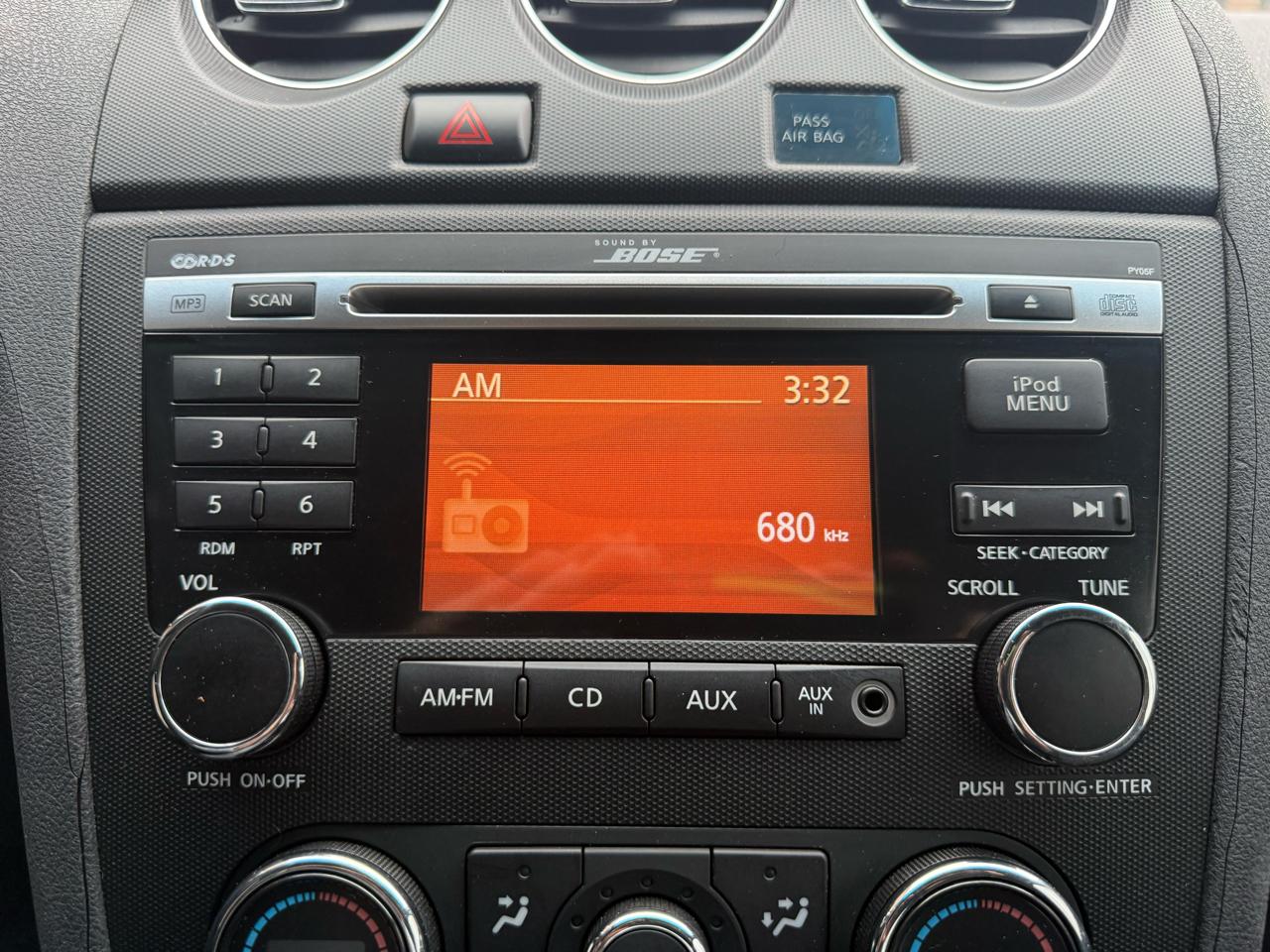 Nissan Altima 2dr Cpe V6 CVT 3.5 SR 2011