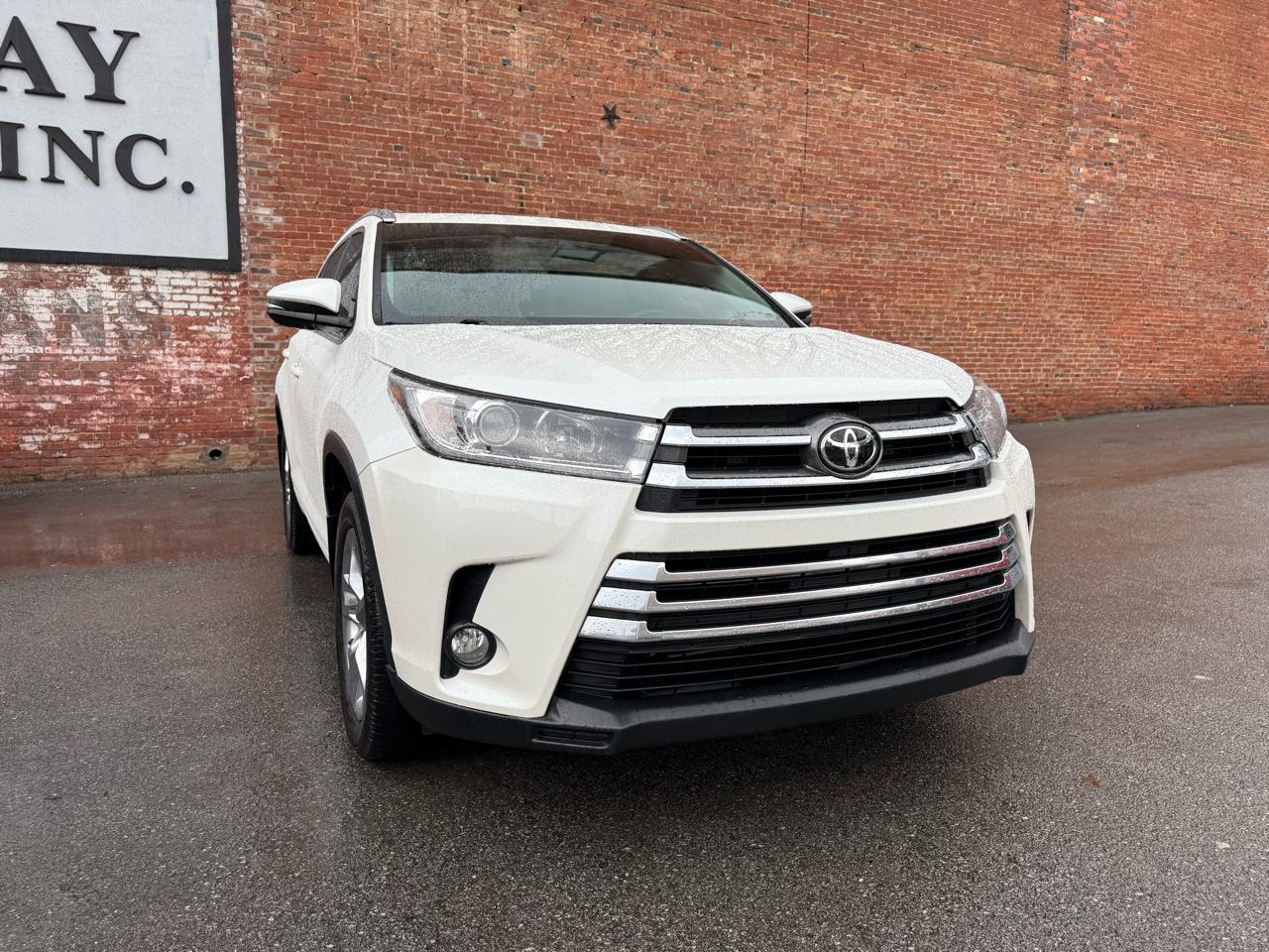 Toyota Highlander Limited V6 AWD (Natl) 2017