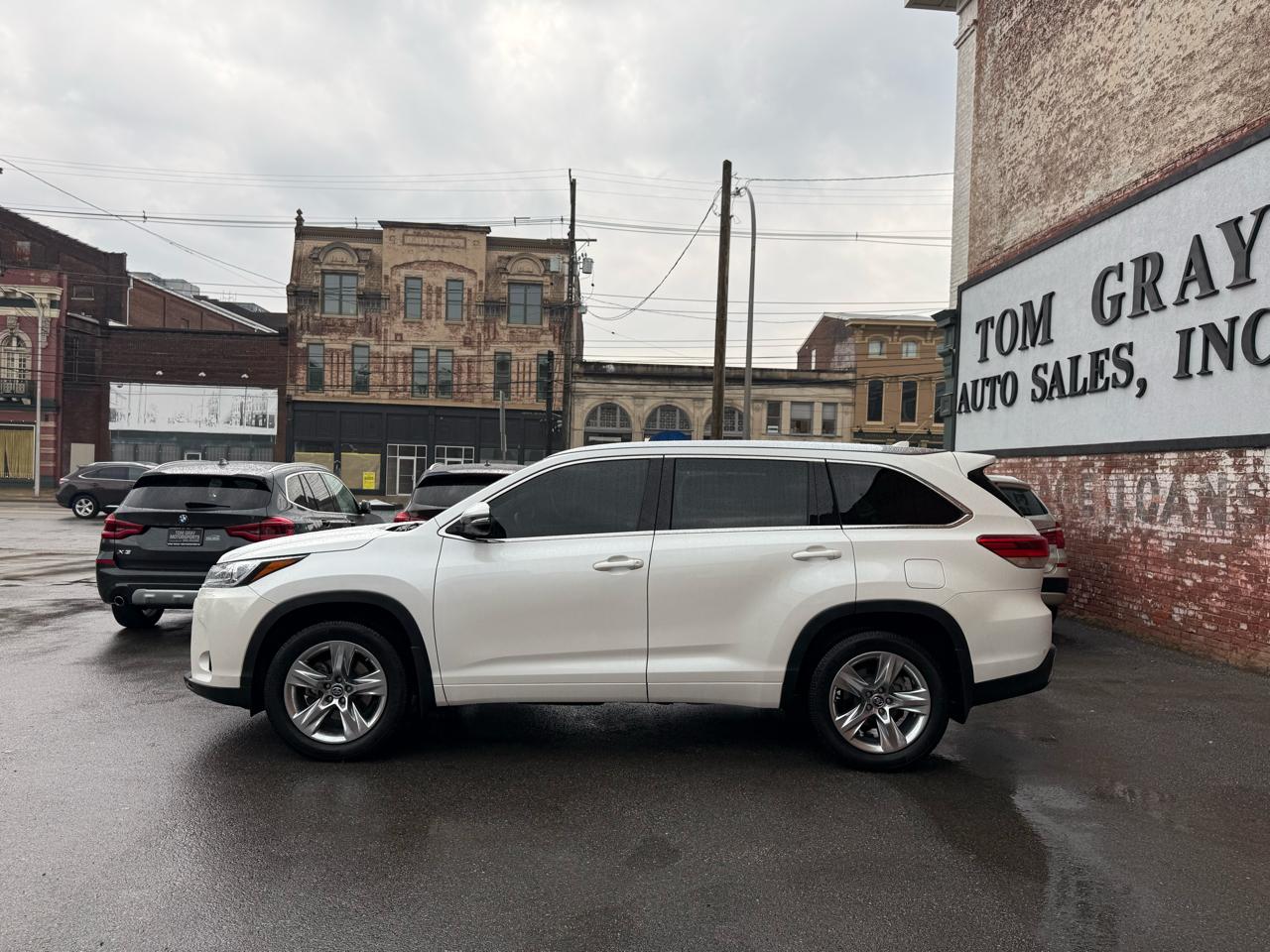 Toyota Highlander Limited V6 AWD (Natl) 2017