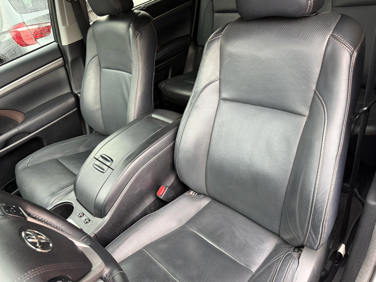 Toyota Highlander Limited V6 AWD (Natl) 2017