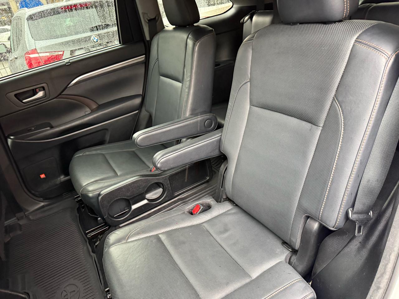 Toyota Highlander Limited V6 AWD (Natl) 2017