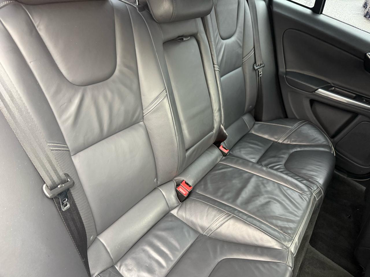 Volvo S60 4dr Sdn T6 R-Design Platinum AWD 2016