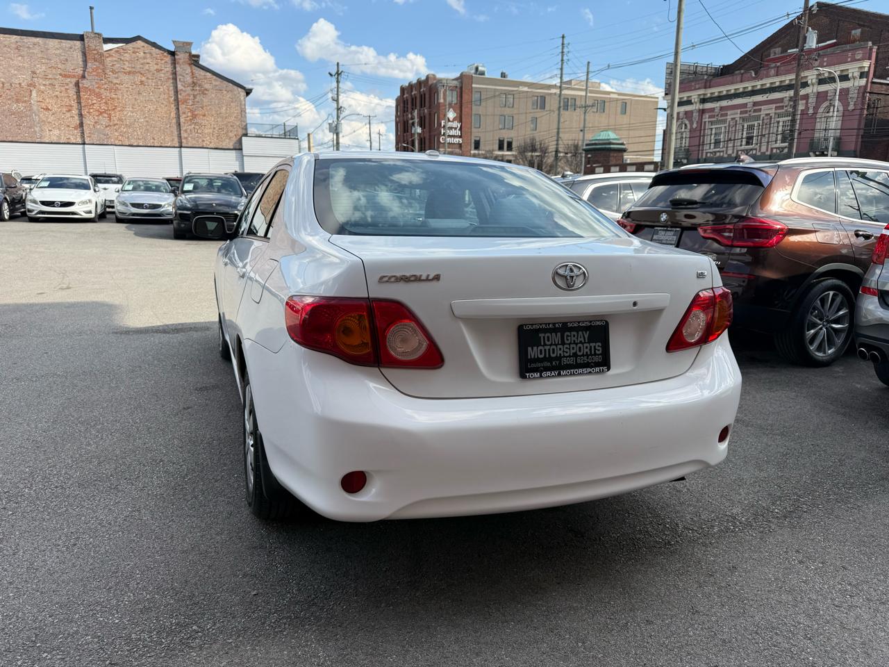 Toyota Corolla 4dr Sdn Auto (Natl) 2010