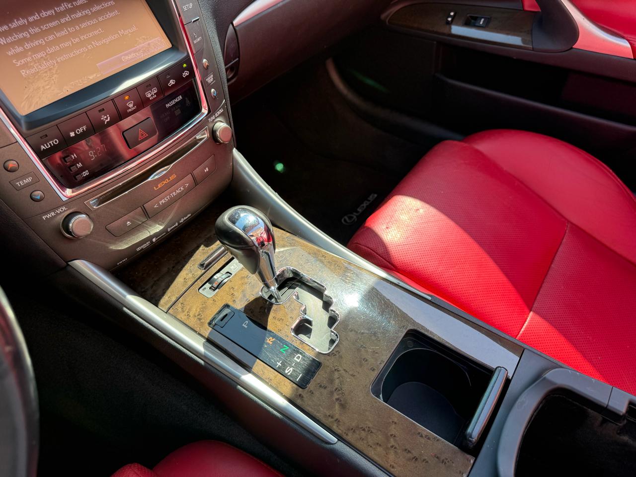 Lexus IS 250C 2dr Conv Auto 2013