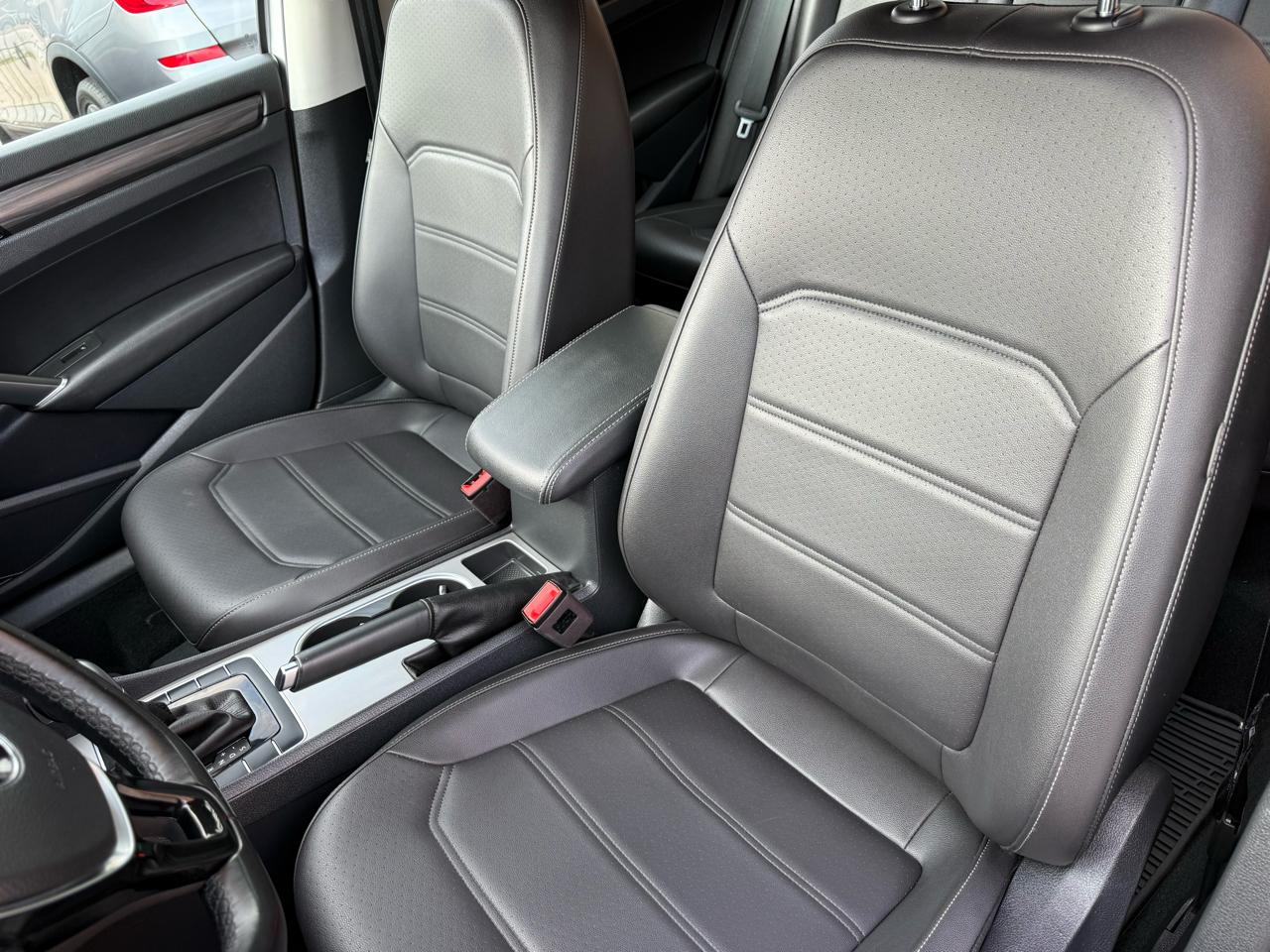 Volkswagen Passat 2.0T R-Line Auto 2020