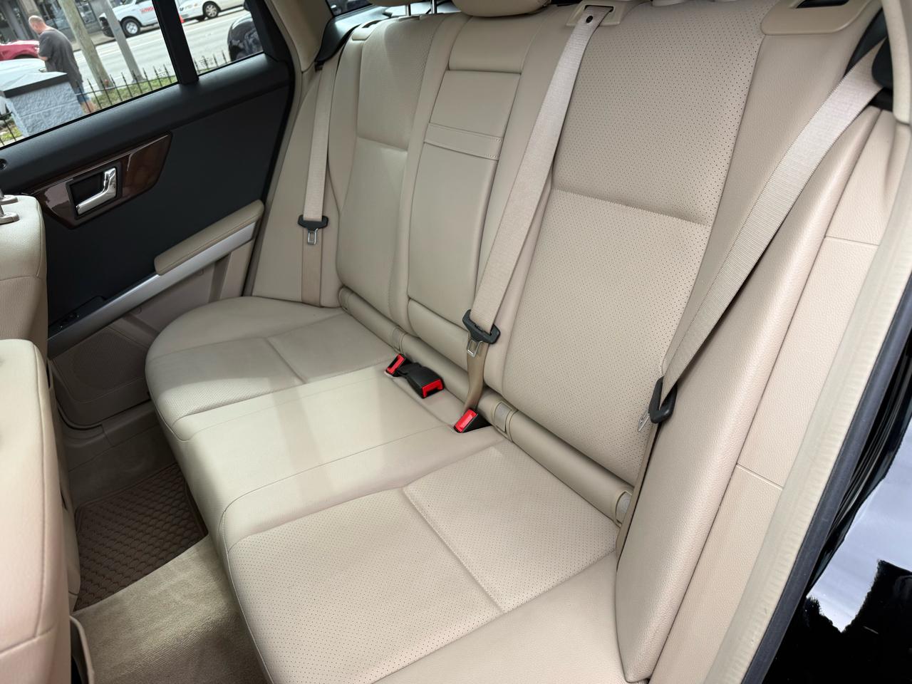 Mercedes-Benz GLK-Class 4MATIC 4dr GLK 350 2010