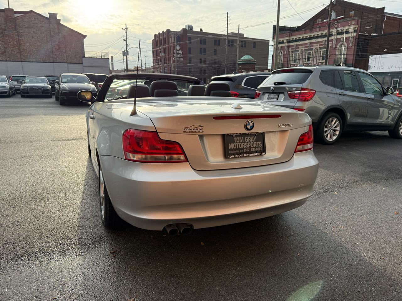 BMW 1 Series 2dr Conv 128i SULEV 2012