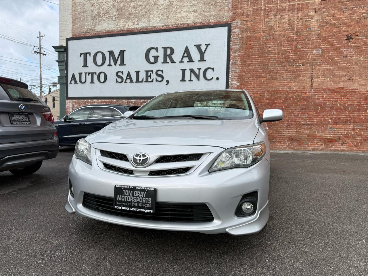 Toyota Corolla 4dr Sdn Man S (Natl) 2013