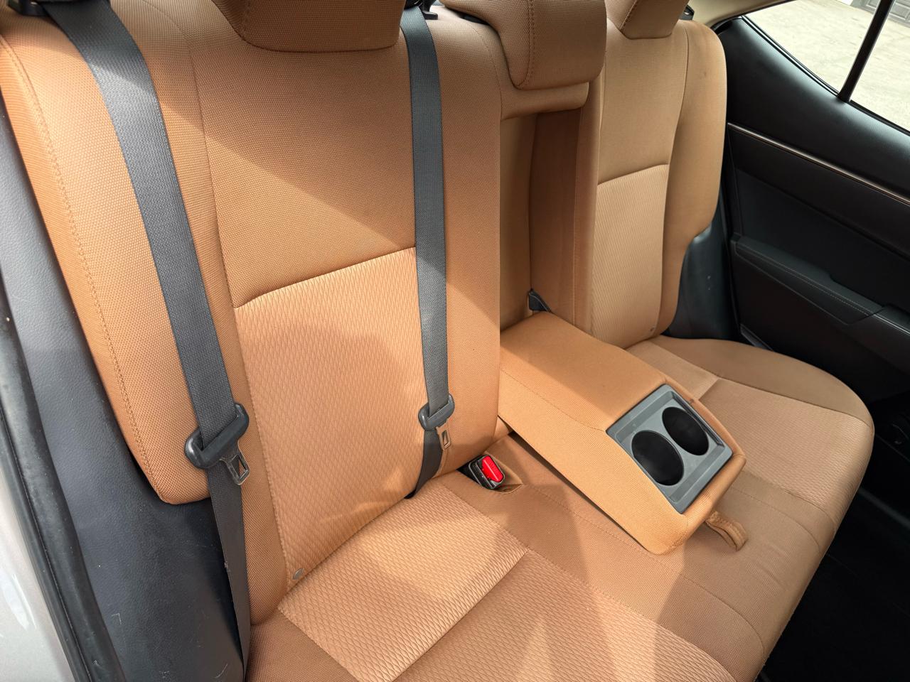 Toyota Corolla 4dr Sdn CVT LE Premium (Natl) 2015