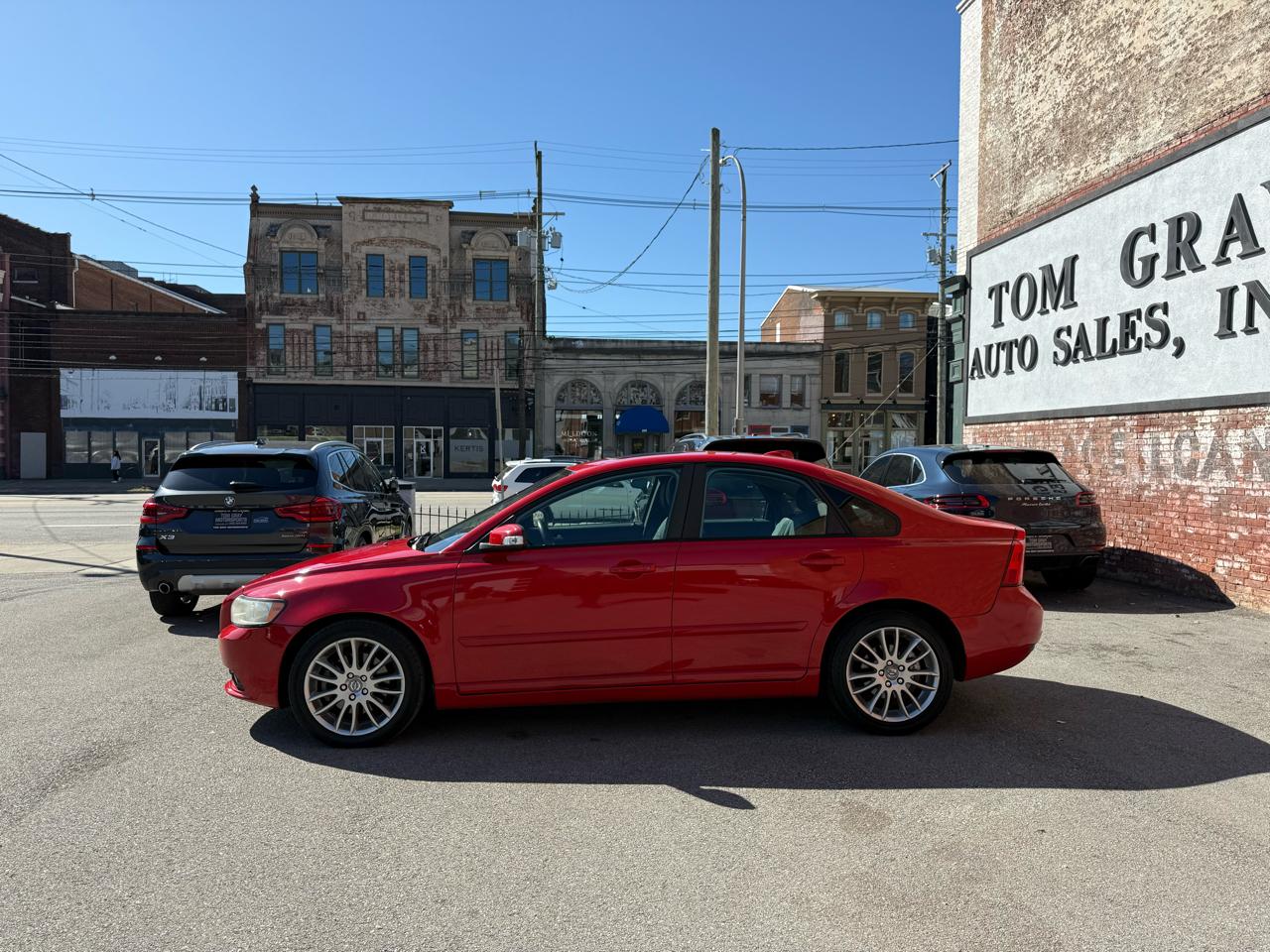 Volvo S40 4dr Sdn 2.4L FWD 2009