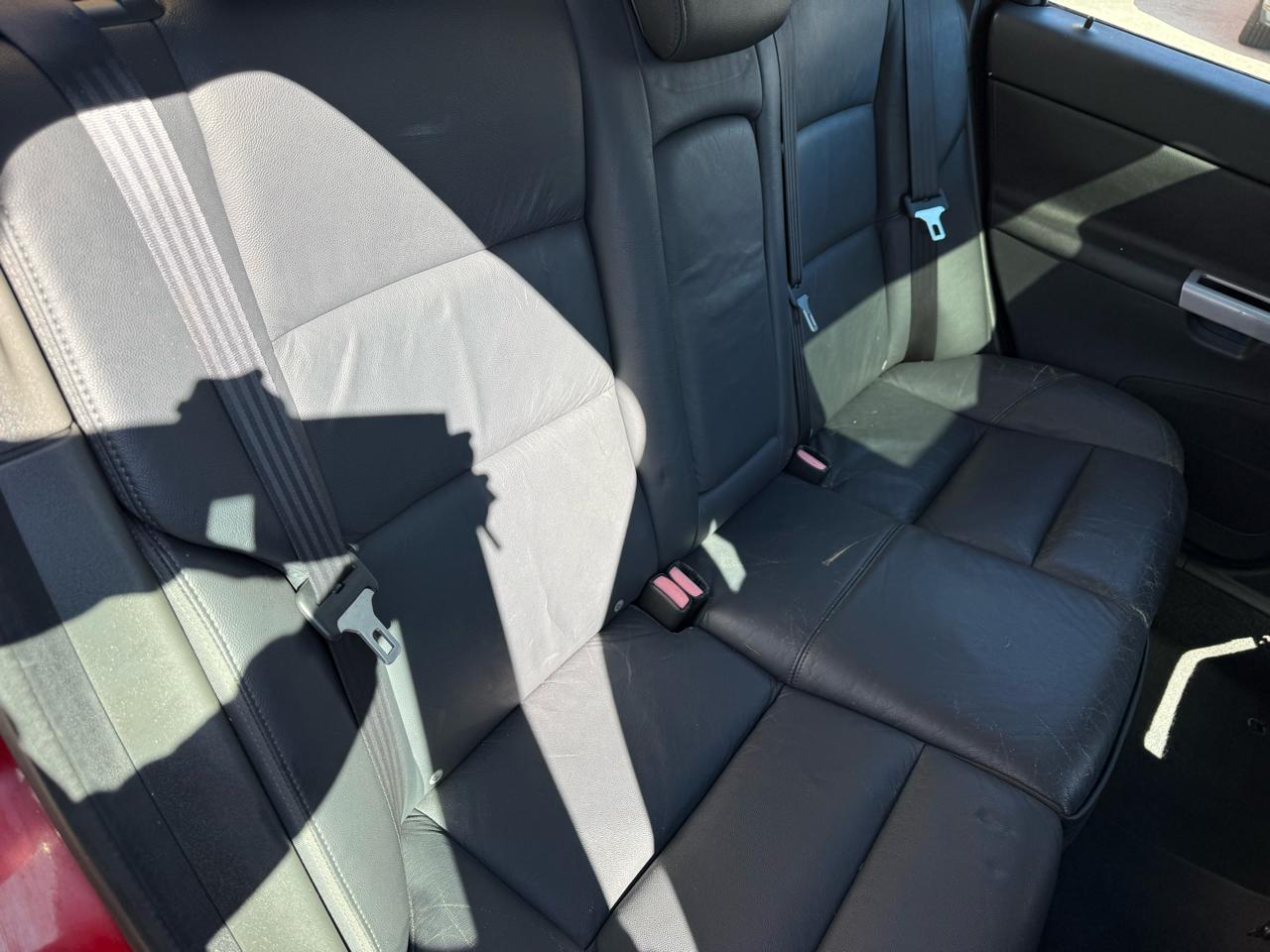 Volvo S40 4dr Sdn 2.4L FWD 2009