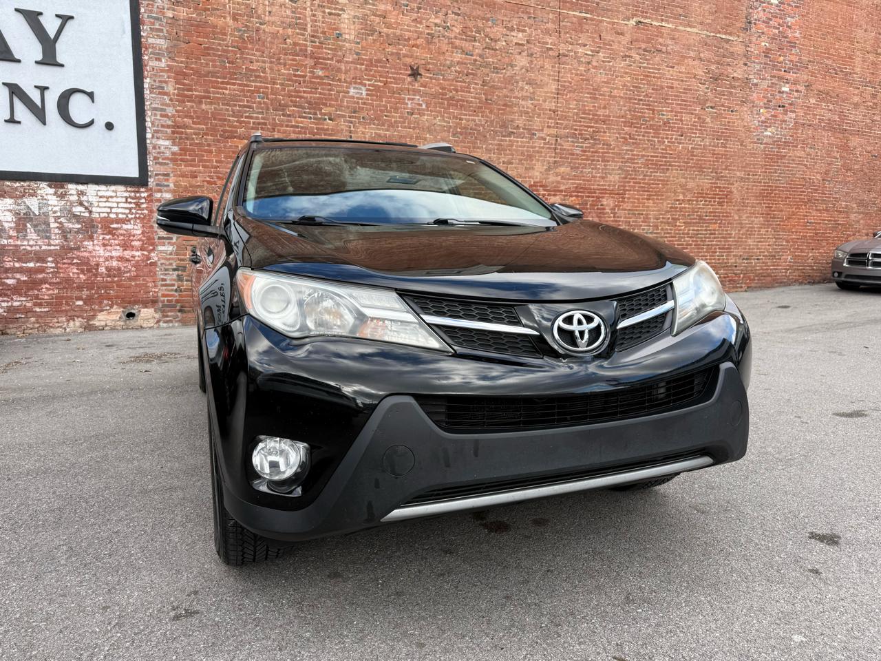 Toyota RAV4  2015