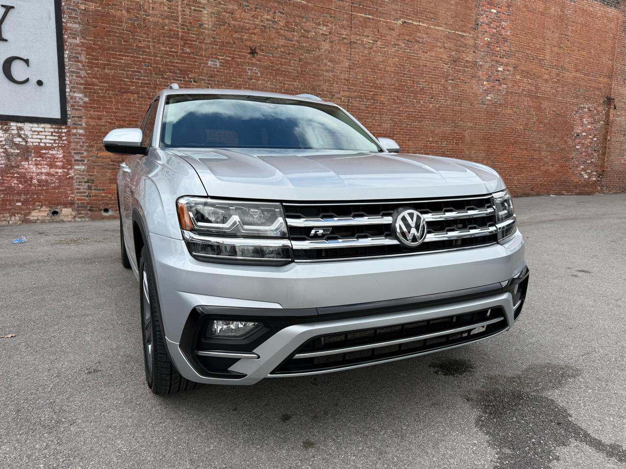Volkswagen Atlas 3.6L V6 SE w/Technology R-Line 4MOTION 2019