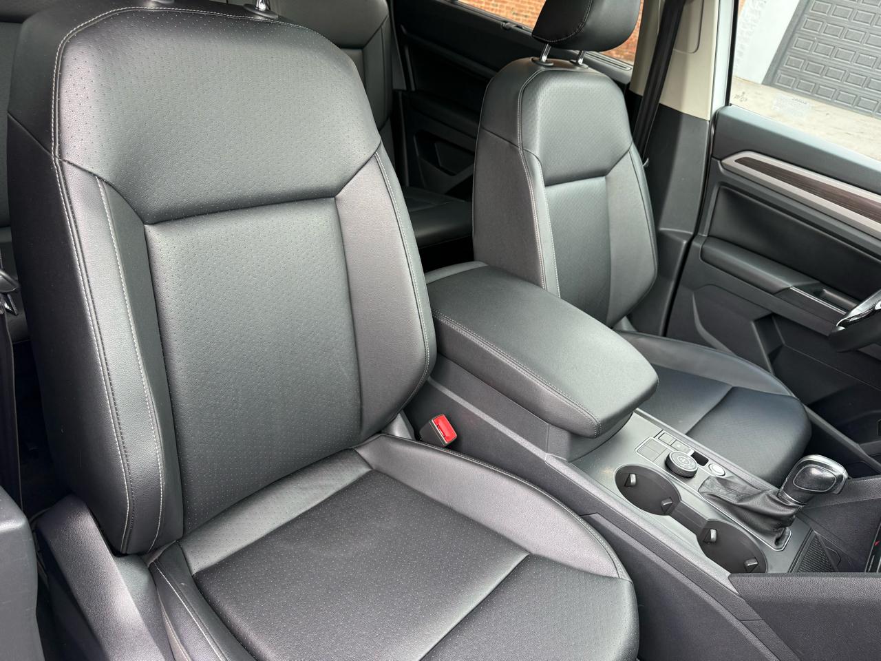 Volkswagen Atlas 3.6L V6 SE w/Technology R-Line 4MOTION 2019